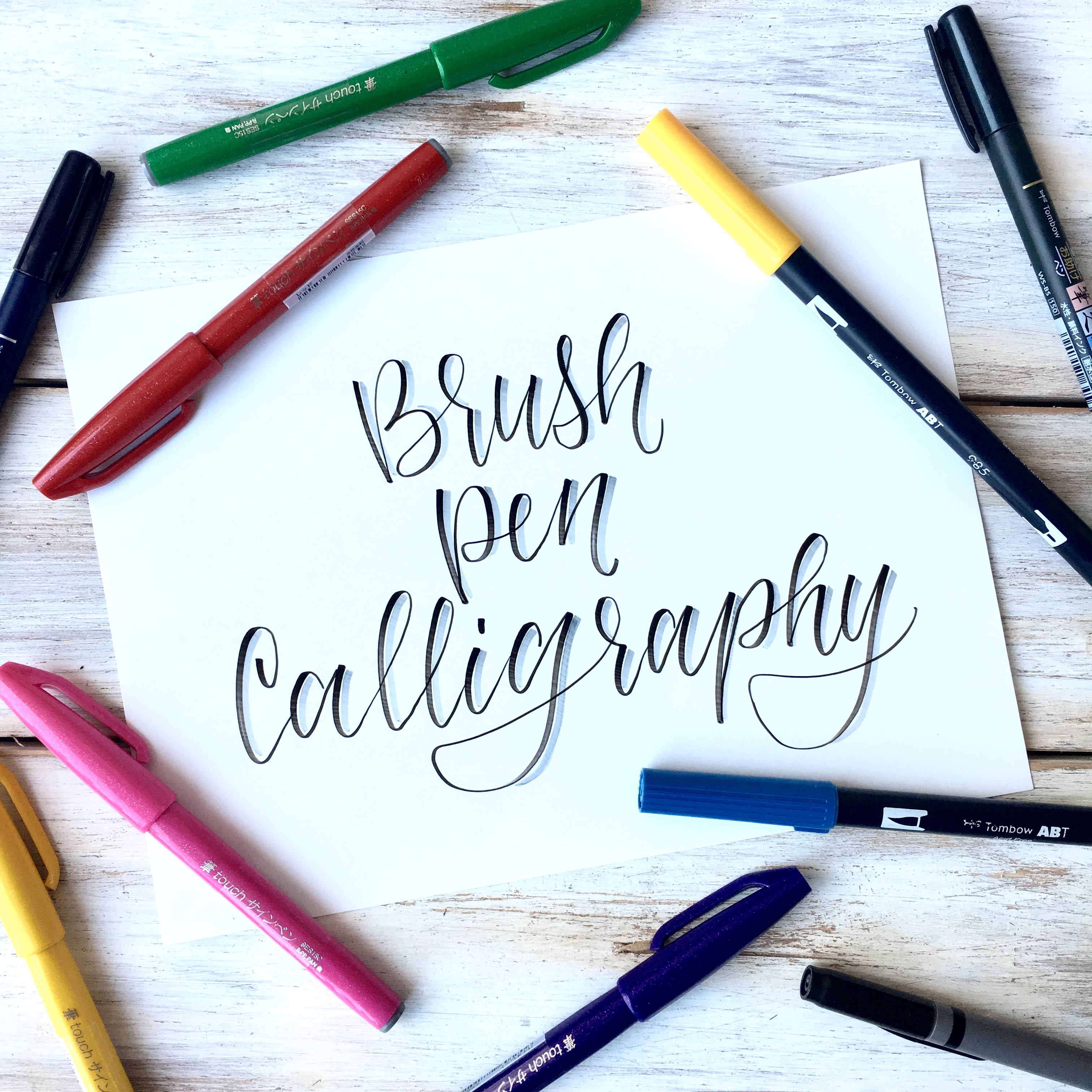 How to do brush pen calligraphy for beginners. Including free brush pen calligraphy practice sheets