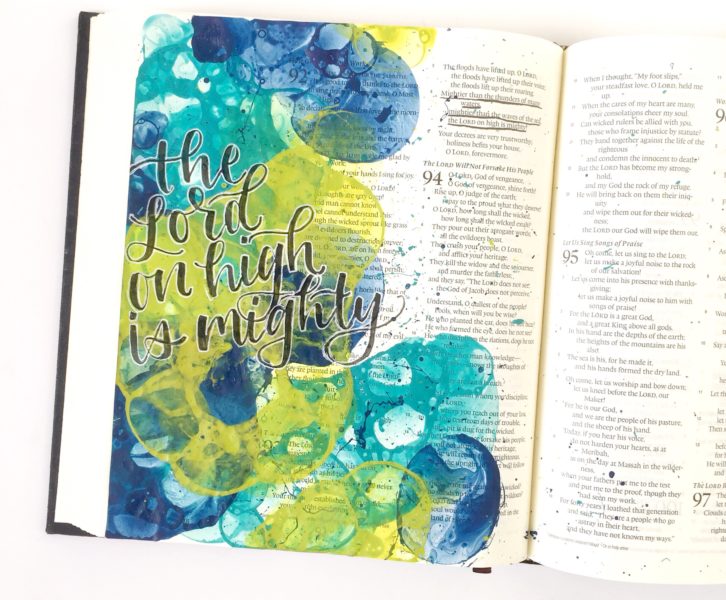 Choosing a Journaling Bible- Bible Journaling 101 - Scribbling Grace